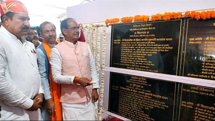 15 अगस्त तक एक लाख से अधिक शासकीय भर्तियाँ होंगी : मुख्यमंत्री श्री चौहान